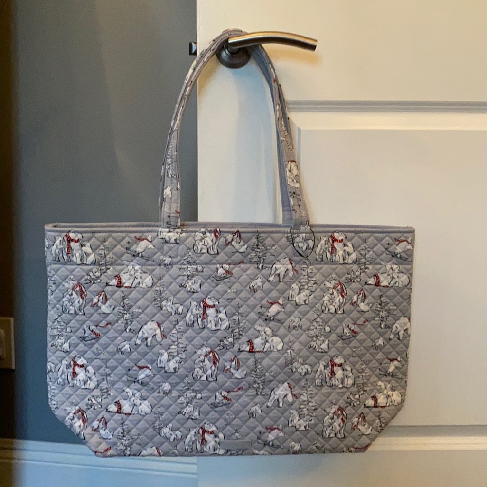 Large new Vera Bradley tote
